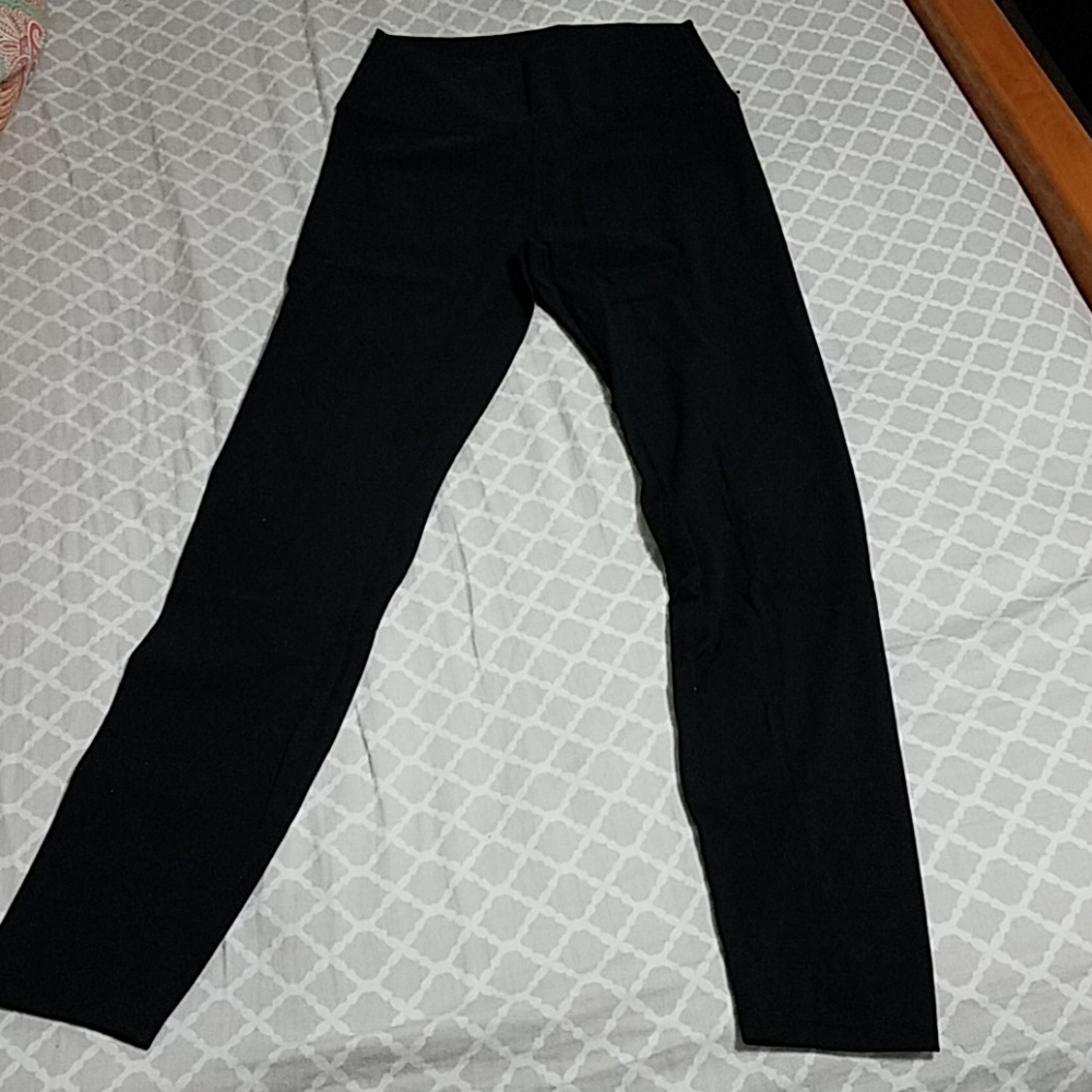never worn - Picture 2 of 3